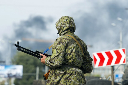 ДНР обвинила военных в обстреле парламентеров