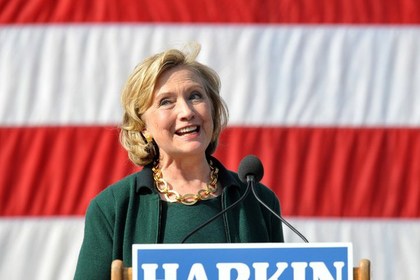 Хиллари Клинтон намекнула на участие в президентских выборах