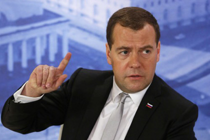 Медведев заявил о бесполезности экономического шантажа Москвы