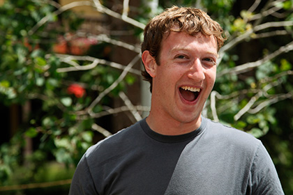 Основатель Facebook заработал больше всех из списка самых богатых американцев Forbes