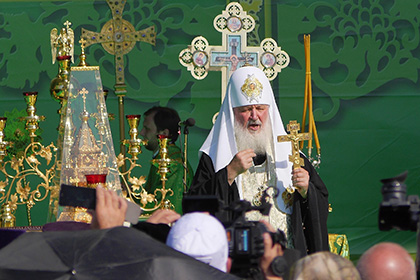 Патриарх Кирилл отказался отождествлять себя с государством