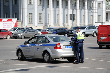В Москве водитель расстрелял машину с детьми во время дорожного конфликта