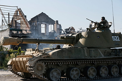 В Раду внесен законопроект о военном положении в Донбассе