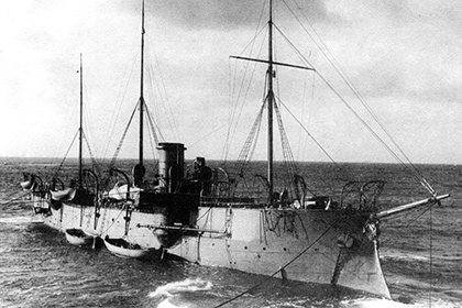 1914. Турецкие миноносцы топят русскую канонерку в гавани Одессы