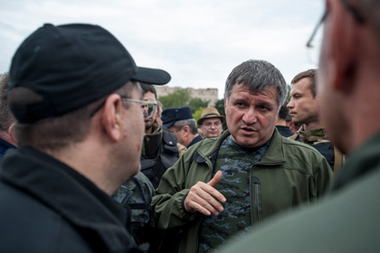 Аваков назвал потери в милиции и Нацгвардии