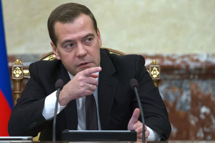 Медведев упростил получение гражданства РФ для иностранных бизнесменов