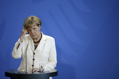 Меркель осудила планы Великобритании урезать права мигрантов