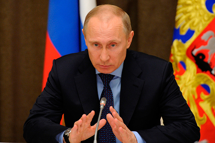 Путин разрешил покрывать бюджетный дефицит доходами от нефти