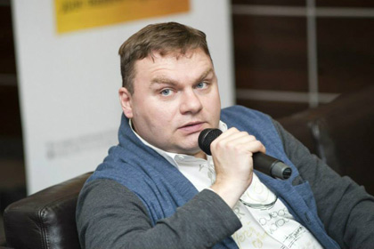 Плющев извинился перед Сергеем Ивановым за неуместный вопрос