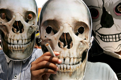 В Индии предложили продавать табачные изделия с 25 лет