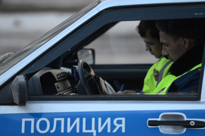 В Москве автомобиль посольства Армении столкнулся с машиной ГИБДД