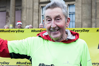 Британец ежедневно пробегал по 1,6 километра на протяжении 50 лет