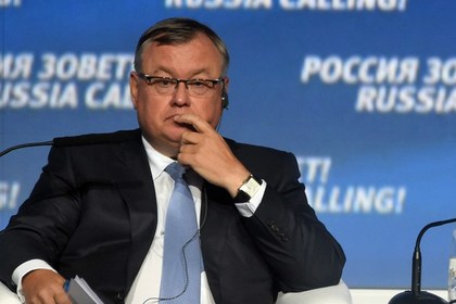Глава ВТБ приравнял отключение России от системы Swift к объявлению войны