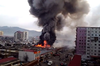Из-за пожара на крупнейшем рынке Батуми задержали сварщика