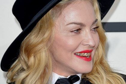 Мадонна вновь станет лицом Versace