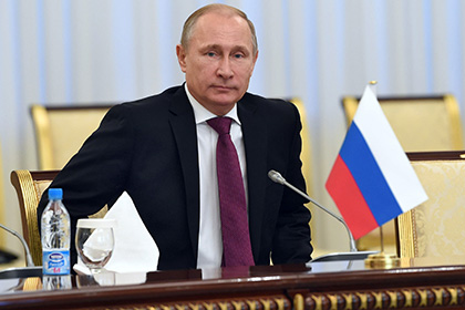 Путин отсоветовал чиновникам и деятелям культуры закапываться в бумагах