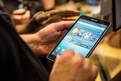 Samsung повысил цены на старшие модели мобильных устройств