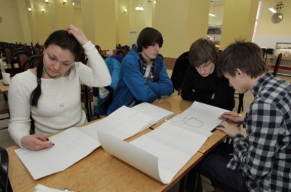 Семи московским вузам запретили набор студентов