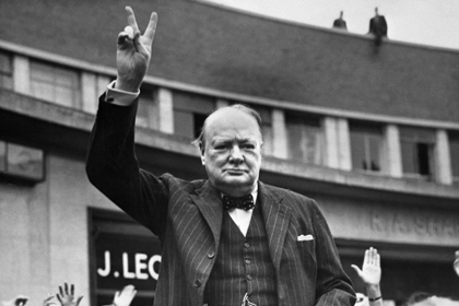 Семья Черчилля отговаривала его от принятия ислама