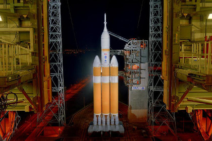США запустили многоразовый космический корабль Orion
