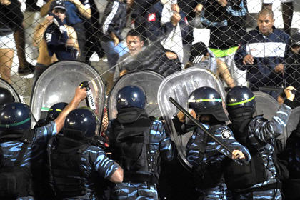В драке фанатов в Аргентине застрелили болельщика