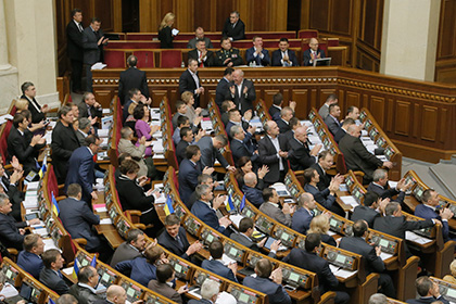 В Раду внесен законопроект об отмене внеблокового статуса Украины
