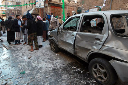 В результате теракта в Йемене погибли 33 человека