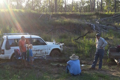 Застрявшую на болотах австралийскую семью нашли через 10 дней