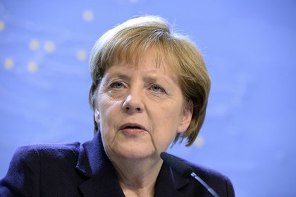 Меркель выступила за сохранение Греции в еврозоне