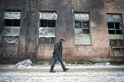 В Донецке под обстрел попал пункт раздачи гуманитарной помощи