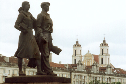 Новый мэр Вильнюса уберет советские памятники из центра города