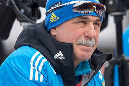 Тренер российских биатлонистов отказался расформировывать мужскую сборную