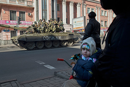 В городах Донецкой области ограничат движение военной техники