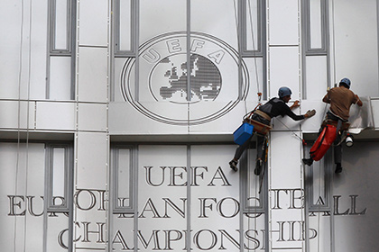 УЕФА впервые постановил переиграть концовку матча из-за ошибки судьи