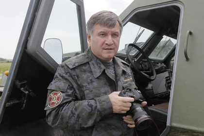 Аваков люстрировал 15 высокопоставленных милиционеров