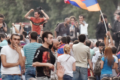 Активисты прекратят сидячую демонстрацию на ереванской площади Свободы