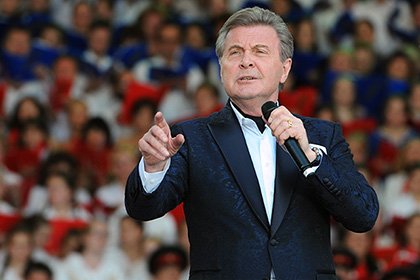 Лещенко пообещал ежегодно приезжать в Беслан с благотворительными концертами