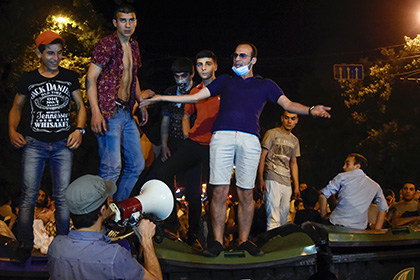 Начальник полиции Армении заявил об отсутствии цели у демонстрантов