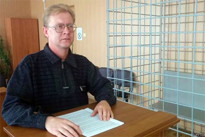 Учитель получил 300 часов исправительных работ за стихи о Крыме