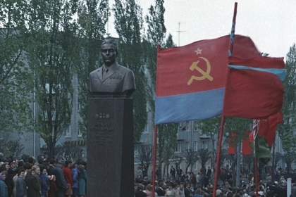 В Днепродзержинске снесут памятник Брежневу