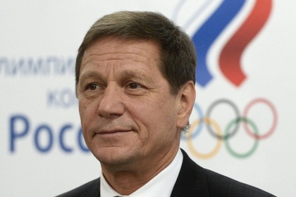Жуков предложил ввести в российском футболе потолок зарплат