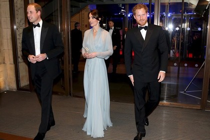 Британские принцы посетили премьеру очередного фильма о Бонде