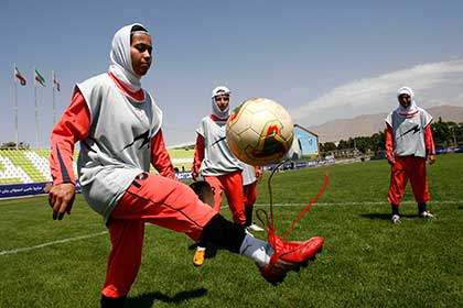 ФИФА опровергла информацию о наличии в женской сборной Ирана мужчин