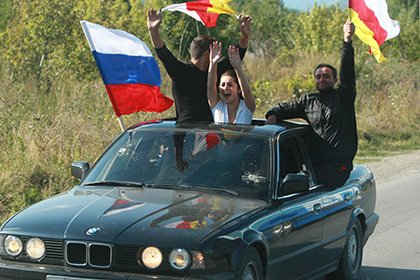 Глава Южной Осетии предложил провести референдум о вхождении республики в Россию