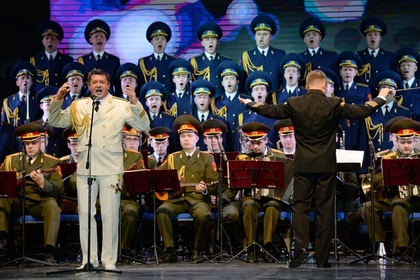 Поляки пригрозили сорвать концерты ансамбля Александрова грохотом кастрюль