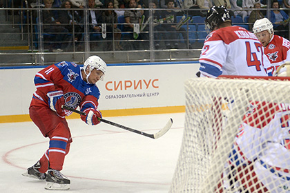 Путин забросил семь шайб в гала-матче Ночной хоккейной лиги