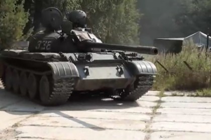 Россиянин зарегистрировал танк как трактор и ездил на нем по Латвии