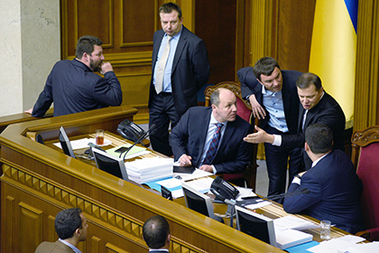 Делегаты Рады ушли с форума «ЕС-Украина» из-за неугодного Киеву евродепутата