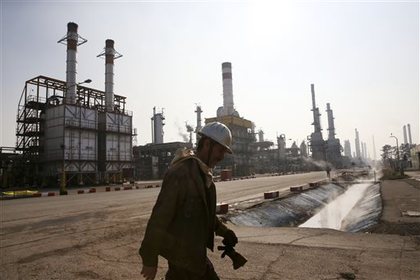 Иран увеличит нефтедобычу на миллион баррелей