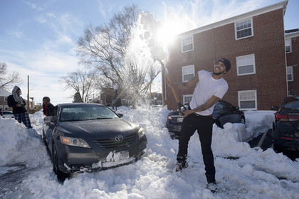 Moody's оценило убытки от снежной бури в США в 3 миллиарда долларов